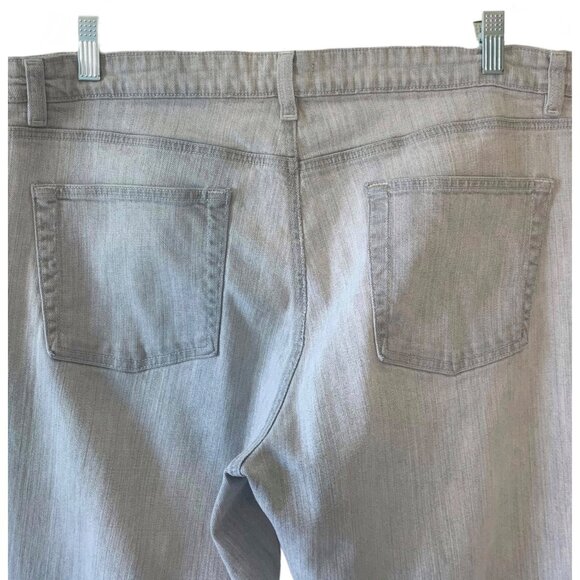 •SOLD•EILEEN FISHER Washed Light Gray Mid-Rise Ankle-Length Tapered Leg Jeans 14 - Picture 7 of 7